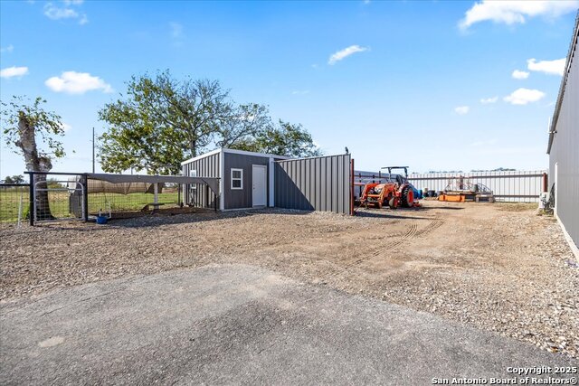 Image 15 of 81 For 6653 Fm 539  