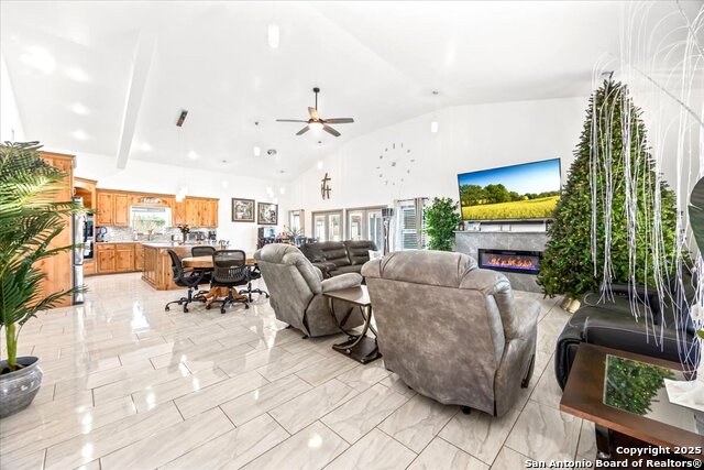 Image 18 of 81 For 6653 Fm 539  