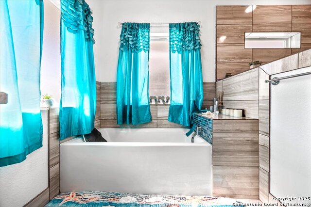 Image 38 of 81 For 6653 Fm 539  