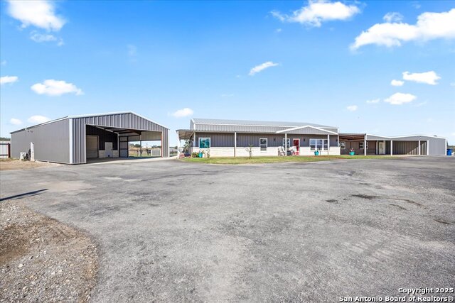 Image 6 of 81 For 6653 Fm 539  