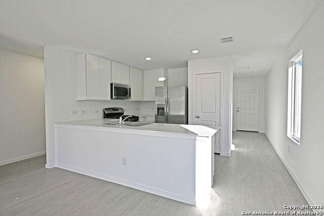 Image 4 of 18 For 10036 Mather Way