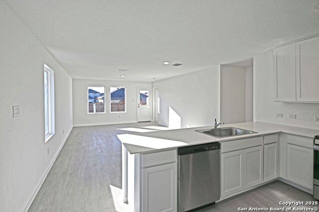 Image 6 of 18 For 10036 Mather Way