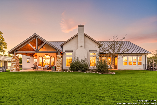 Image 2 of 79 For 114 Hunters View