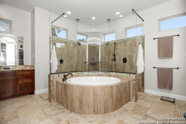 Image 35 of 79 For 114 Hunters View