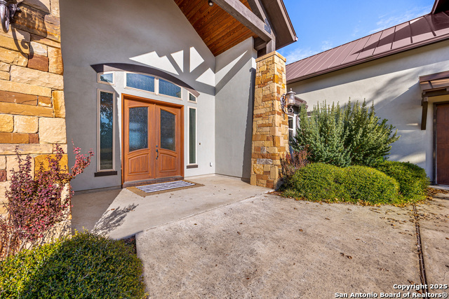 Image 4 of 79 For 114 Hunters View