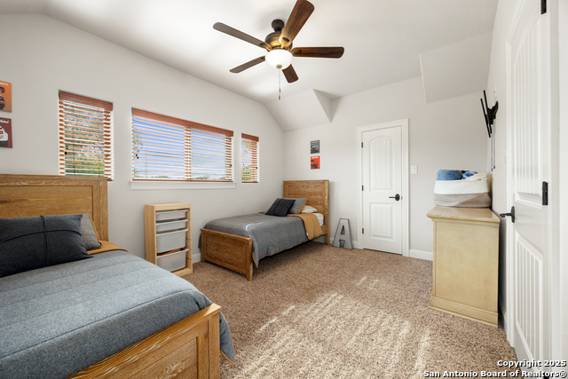 Image 53 of 79 For 114 Hunters View