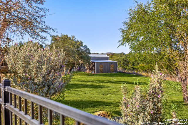 Image 69 of 79 For 114 Hunters View