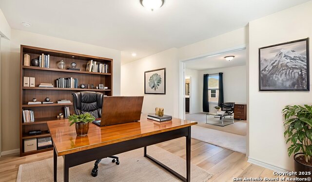 Image 10 of 23 For 8519 Adler Fall Lane