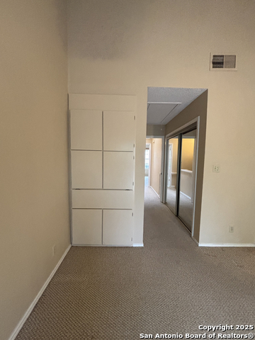 Image 18 of 22 For 11815 Vance Jackson  1602