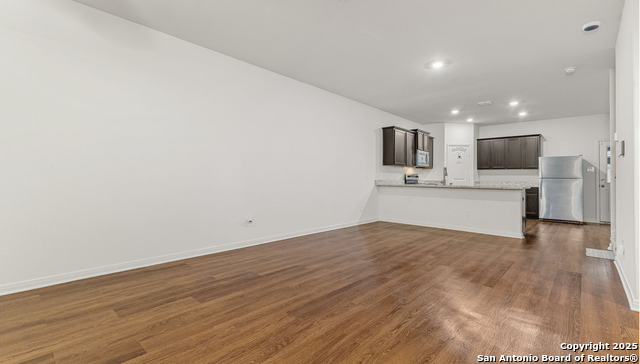 Image 3 of 7 For 15102 Jetfire Point