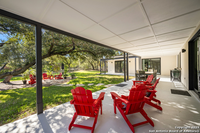 Listing photo id 40 for 210 Cliffside