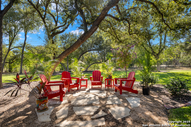 Listing photo id 47 for 210 Cliffside