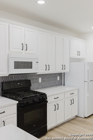 Image 15 of 37 For 8347 Piney Wood