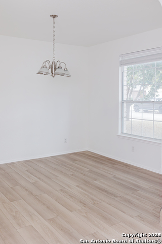 Image 23 of 37 For 8347 Piney Wood