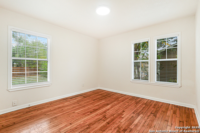 Image 7 of 15 For 123 Colton  