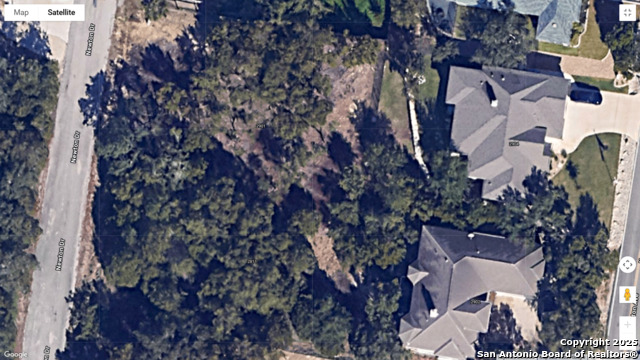 Image 2 of 6 For 2900 Newton