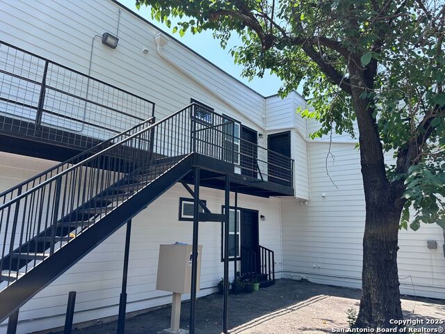 Image 19 of 23 For 503 Kings Hwy W 203