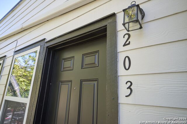 Image 20 of 23 For 503 Kings Hwy W 203