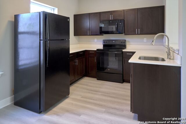 Image 6 of 23 For 503 Kings Hwy W 203