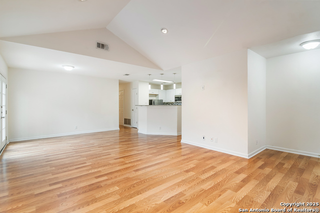 Image 8 of 22 For 7326 Weybridge