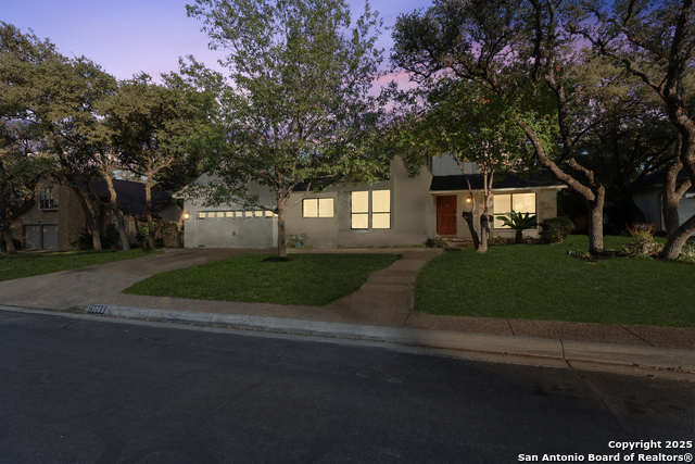 Image 3 of 33 For 13066 Hunters Circle N