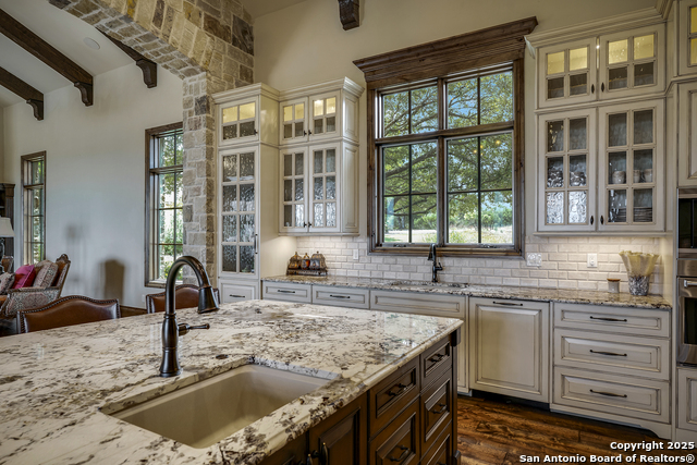 Listing photo id 16 for 35 Winged Foot