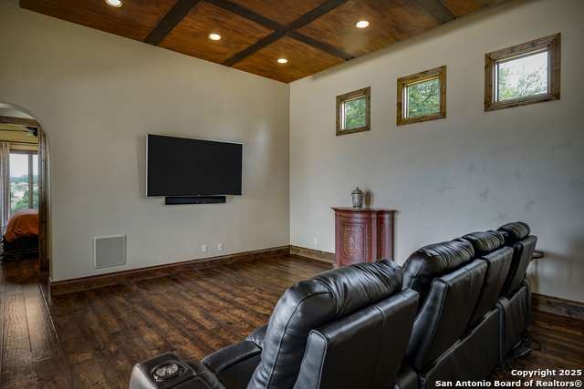 Listing photo id 37 for 35 Winged Foot