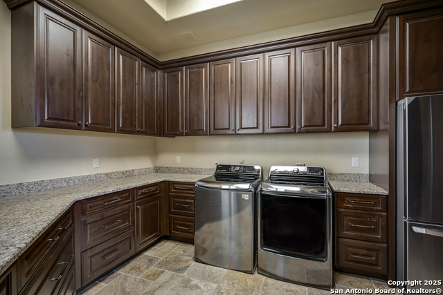 Listing photo id 44 for 35 Winged Foot