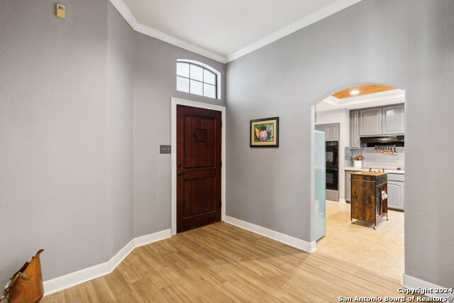 Image 18 of 51 For 14819 River Gln N