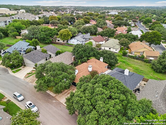 Image 7 of 51 For 14819 River Gln N