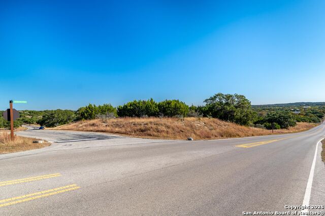 Image 6 of 13 For 807 Cordillera Trace