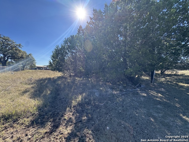 Listing photo id 8 for 725 Private Road 1514