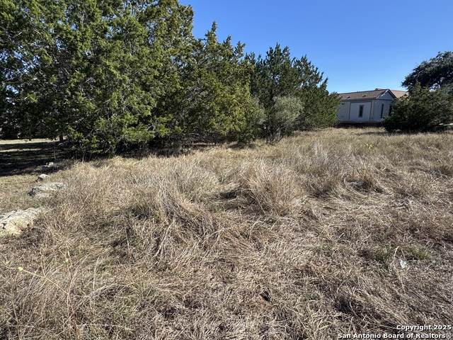 Listing photo id 4 for 725 Private Road 1514