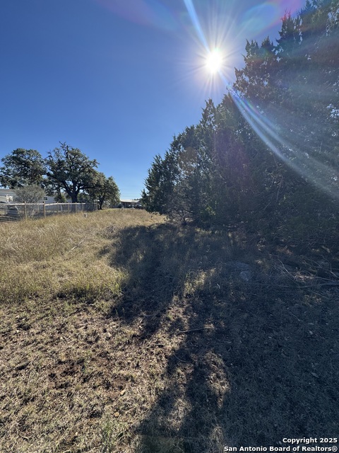 Listing photo id 7 for 725 Private Road 1514