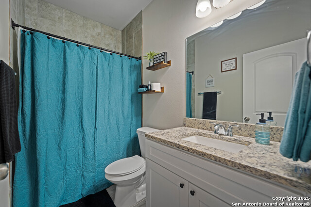 Listing photo id 11 for 760 Crestview