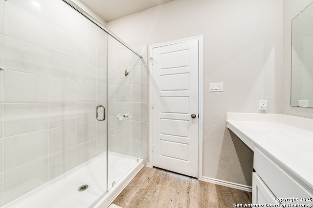 Image 15 of 26 For 250 Landing Lane