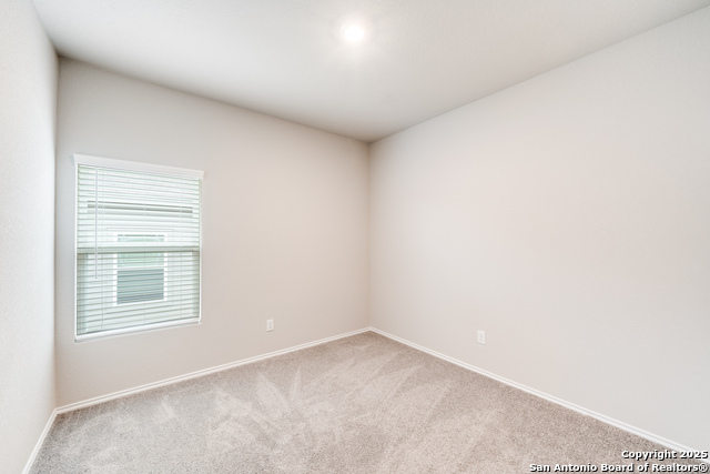 Image 18 of 26 For 250 Landing Lane