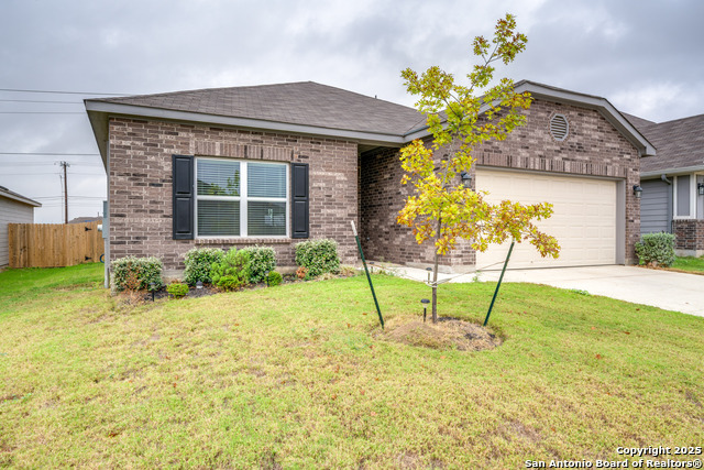 Image 2 of 26 For 250 Landing Lane