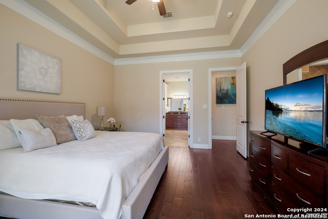 Image 12 of 24 For 24503 Merlot