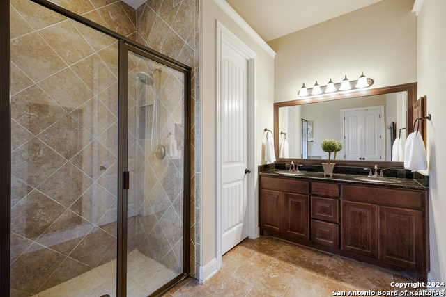 Image 13 of 24 For 24503 Merlot