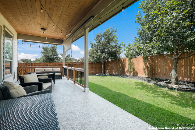 Image 23 of 24 For 24503 Merlot