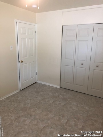 Image 7 of 20 For 626 Aviation Ave