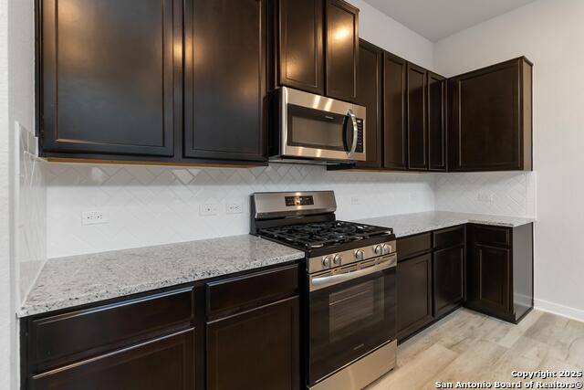 Image 12 of 30 For 190 Ashley Loop