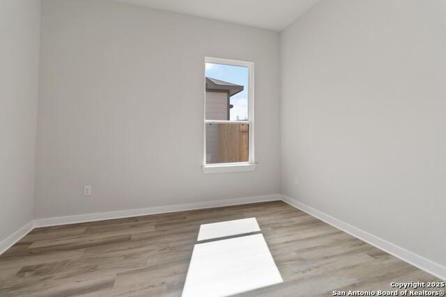 Image 19 of 30 For 190 Ashley Loop