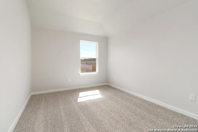 Image 25 of 30 For 190 Ashley Loop