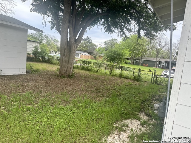 Image 5 of 10 For 311 Kenmar  