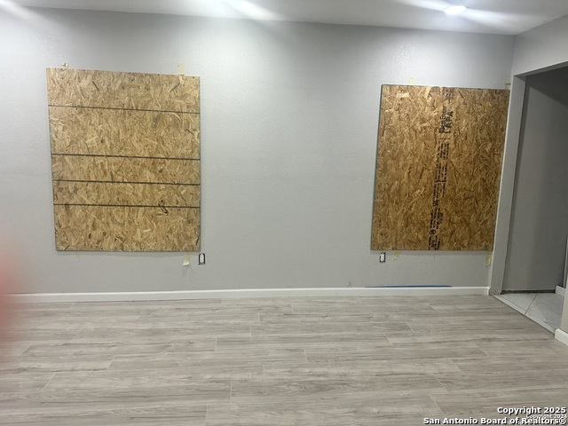 Image 9 of 10 For 311 Kenmar  