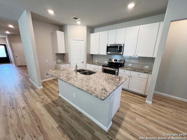 Image 20 of 38 For 3719 Newton Bay