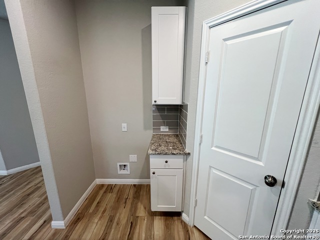 Image 22 of 38 For 3719 Newton Bay