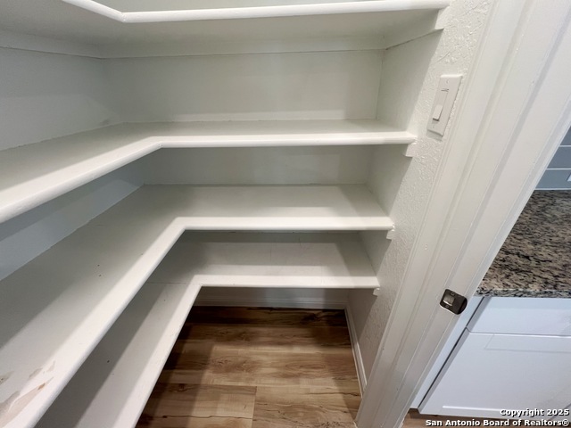 Image 23 of 38 For 3719 Newton Bay